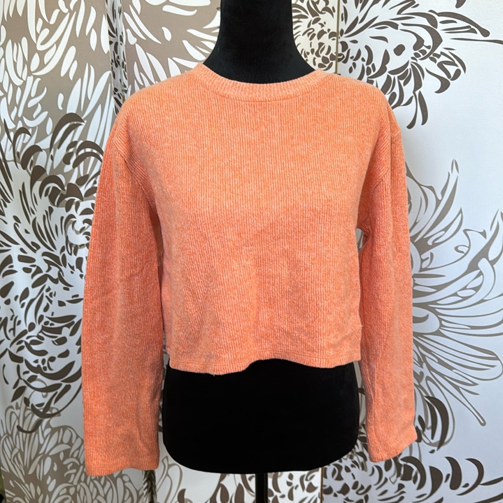 Cropped sweater